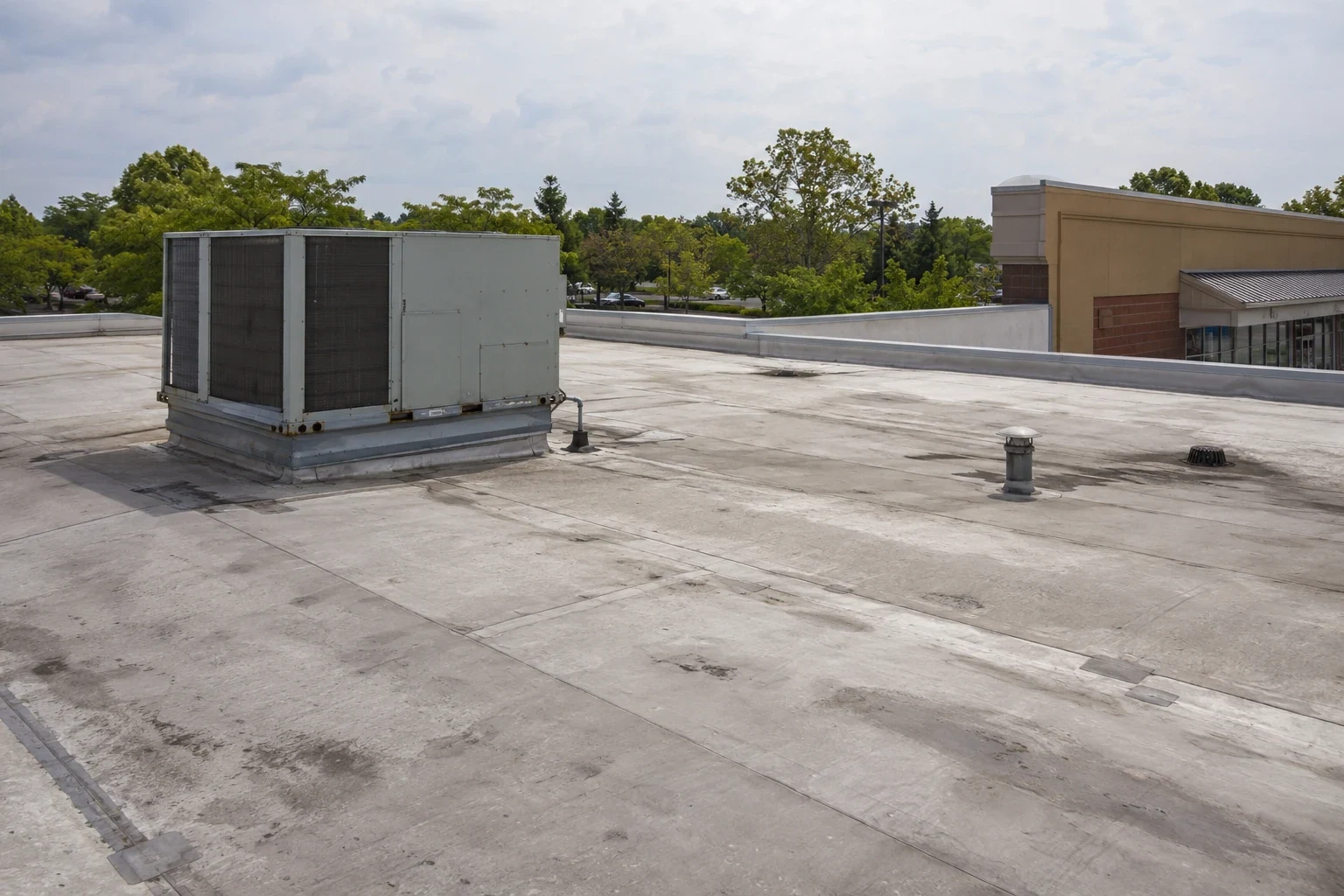 Grocery Store Roofing in Plano, TX Grocery Store Roofing in Plano, TX